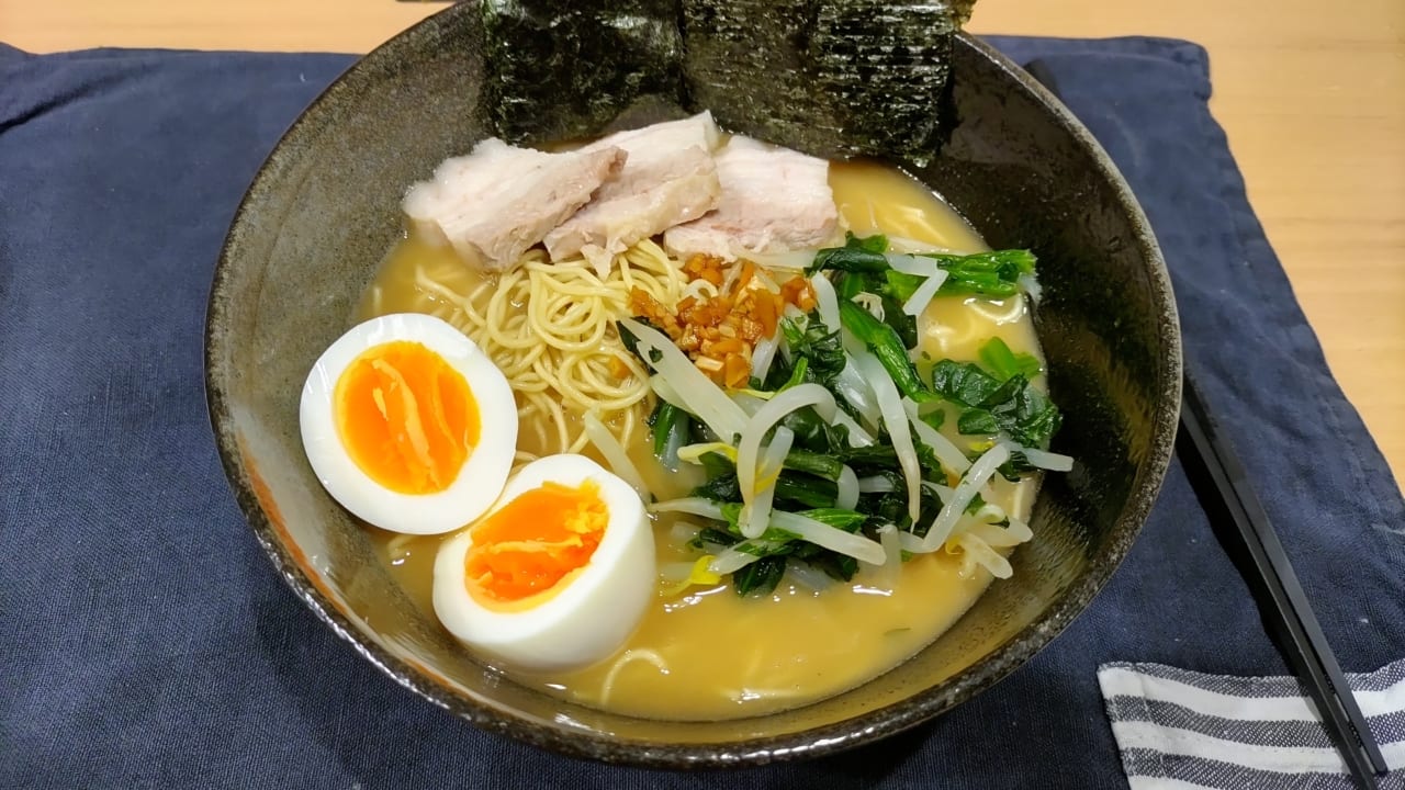めちゃでっかい寸胴　ラーメン　スープ作りに IH寸胴鍋で作る自宅豚骨スープラーメン（九州とんこつ編） | みかん